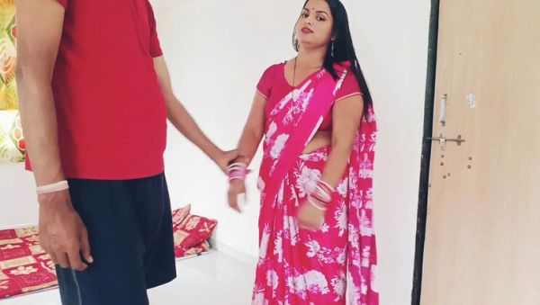 Gas Cylinder Delivery Boy Fucks Rhea Bhabhi in Desi Style - veryfreeporn.com - India - Japan - Indonesia on freevids.org